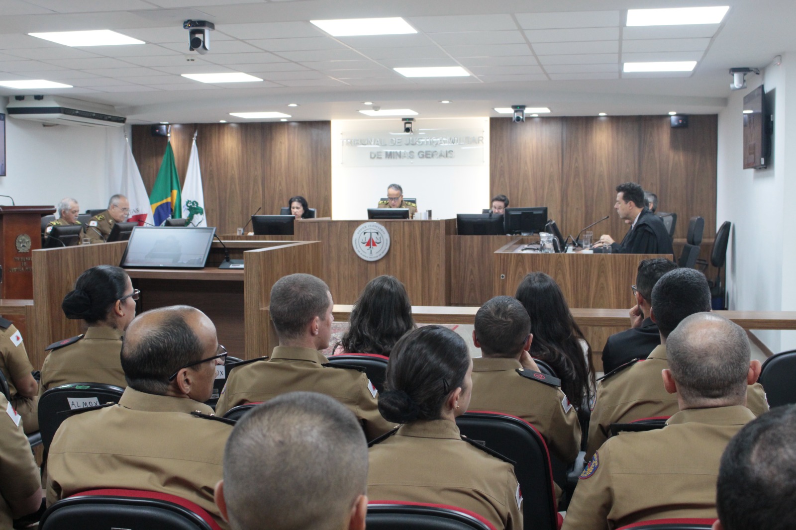 Conexão Acadêmica recebe 70 alunos do Curso de Habilitação de Oficiais da PMMG e da Fumec