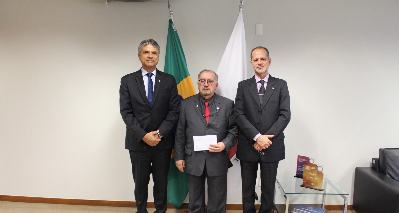 TJMMG recebe visita institucional da nova diretoria eleita do TRE/MG
