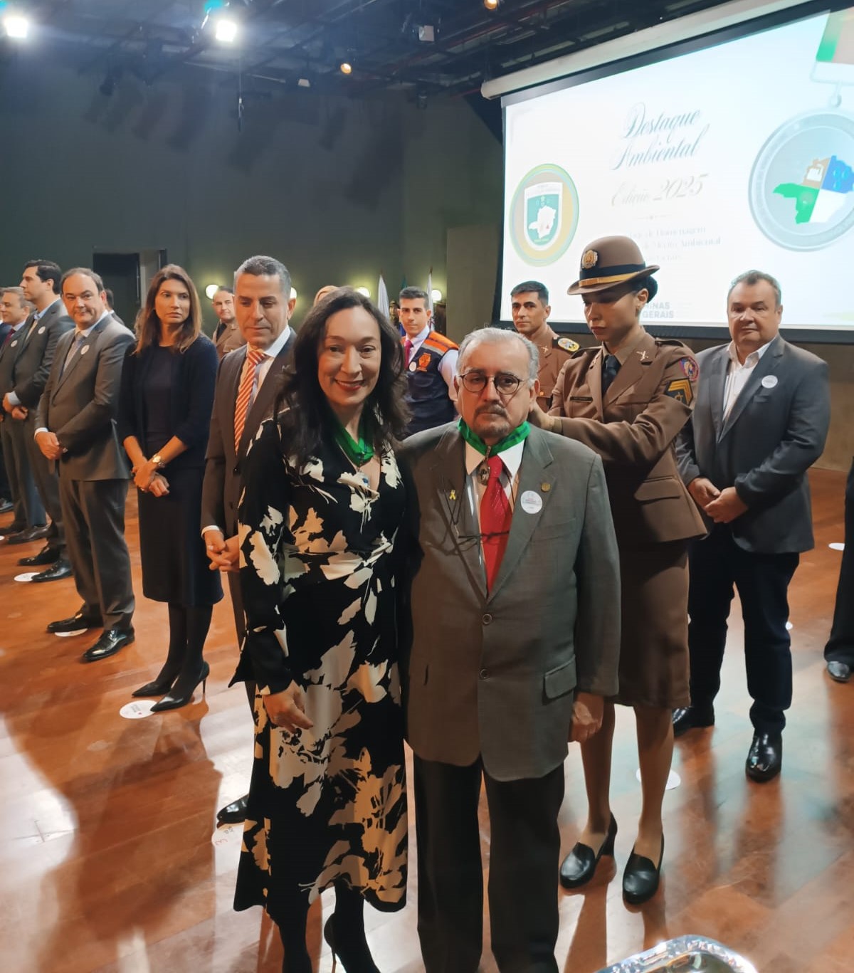 Presidente do TJMMG recebe Medalha do Mérito Ambiental do Governo de Minas