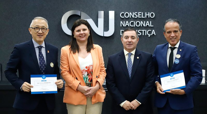 TJMMG recebe Selo Linguagem Simples em Brasília