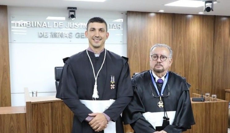 Sessão solene marca posse de novo juiz de Direito do Juízo Militar